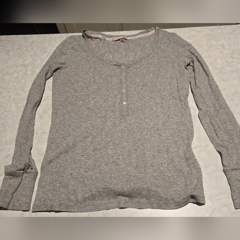 Victoria's Secret Grey Pajama Top With Silver Thread Ladies Size L